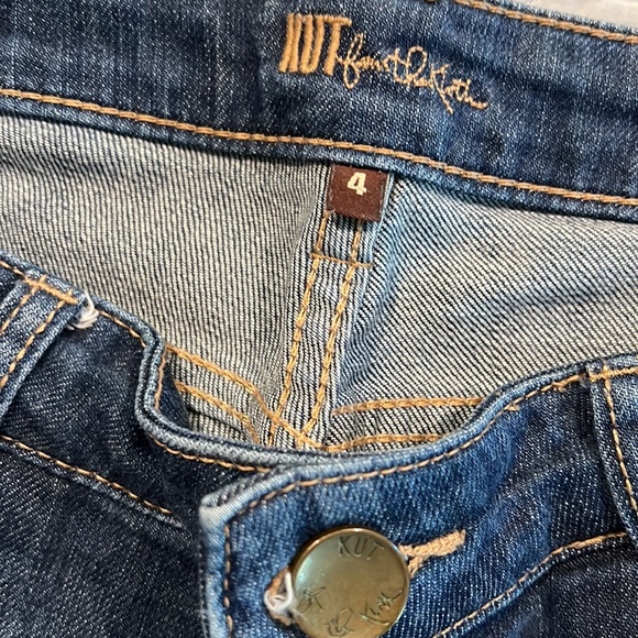 Kut the Kloth Crop Jeans - Picture 3 of 7